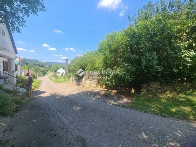 Eladó ház Husztót 80 nm