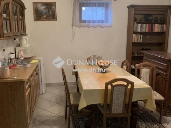 Eladó ház Pécs, Nagyárpád 207 nm