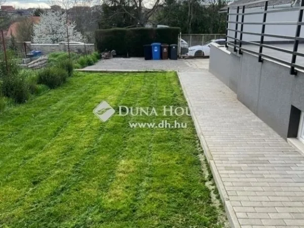 Eladó ház Kozármisleny 165 nm