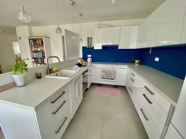 Eladó lakás Pécs 110 nm