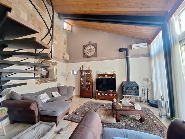 Eladó ház Pécs, Tettye 153 nm