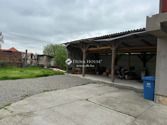 Eladó ház Siklós 160 nm