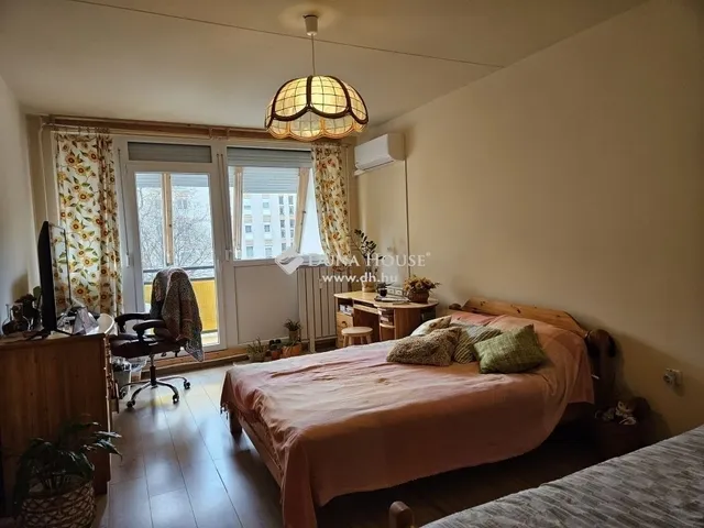 Eladó lakás Pécs, Kertváros 50 nm