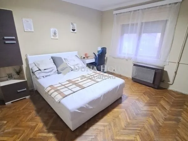 Eladó ház Pécs, Újhegy 66 nm