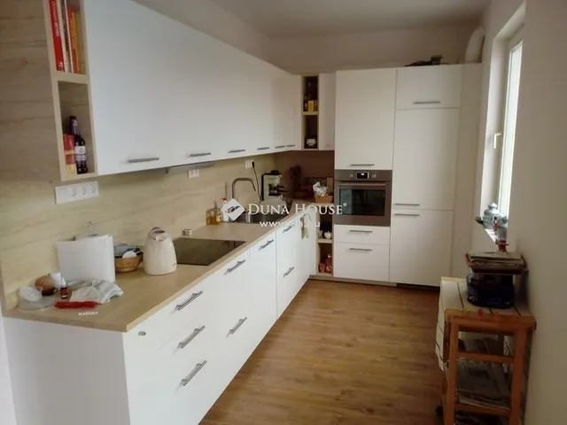 Eladó ház Pécs 140 nm