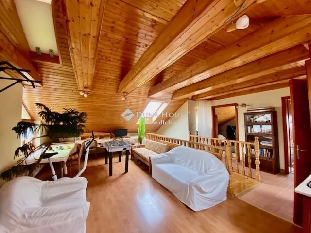 Eladó ház Pécs, Donátus 166 nm