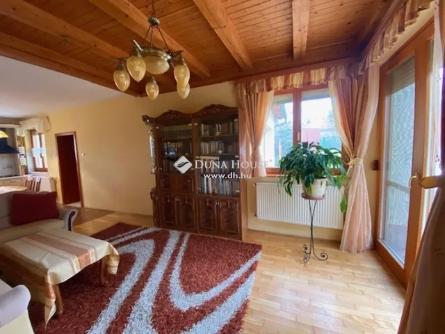 Eladó ház Pécs, Donátus 166 nm