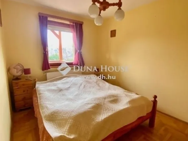 Eladó ház Pécs, Donátus 166 nm