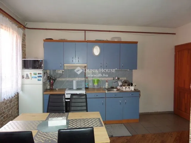 Eladó ház Pécs, Tettye 160 nm