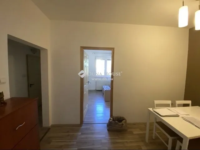 Eladó lakás Pécs, Uránváros 50 nm