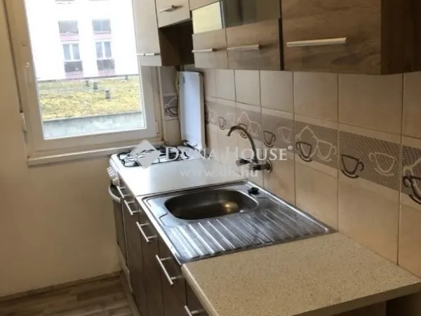 Eladó lakás Pécs, Uránváros 50 nm
