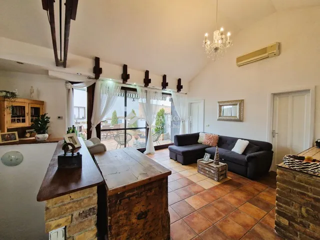 Eladó lakás Mohács 105 nm