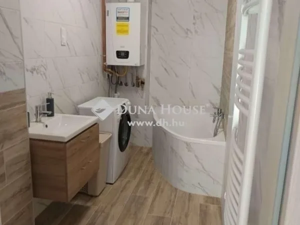 Eladó lakás Kozármisleny 84 nm