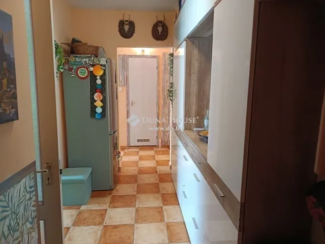 Eladó lakás Pécs, Kertváros 59 nm