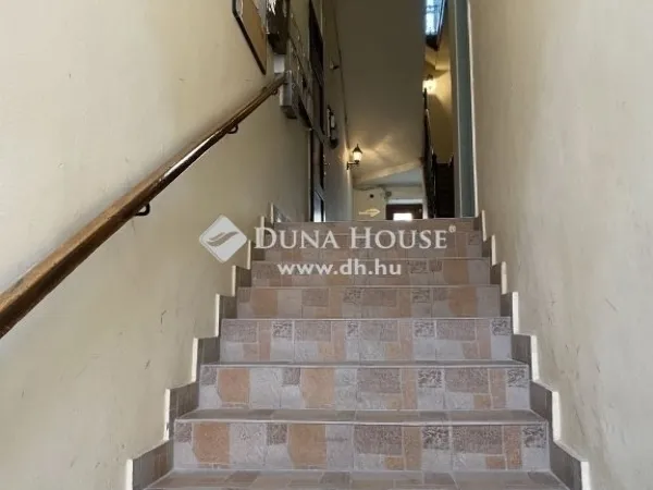 Eladó lakás Pécs, Belváros 65 nm