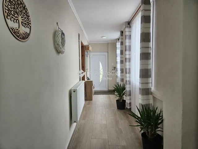 Eladó ház Nagytótfalu 75 nm