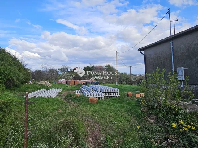 Eladó telek Pécs, Szentmiklós 2070 nm