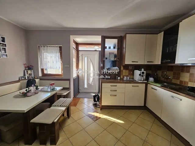 Eladó ház Nagyharsány 80 nm