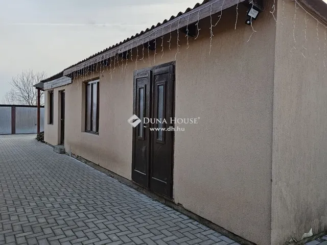 Eladó ház Nagyharsány 80 nm