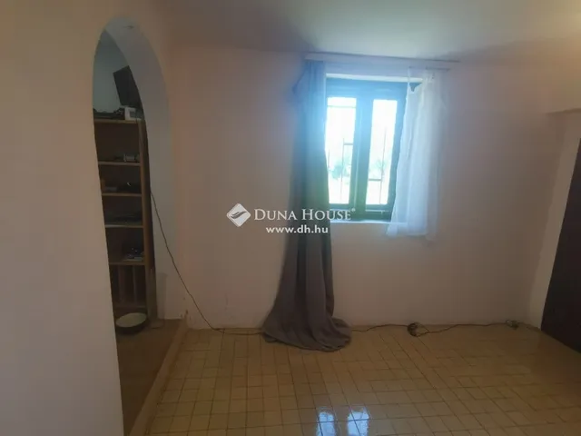 Eladó ház Nyugotszenterzsébet 40 nm