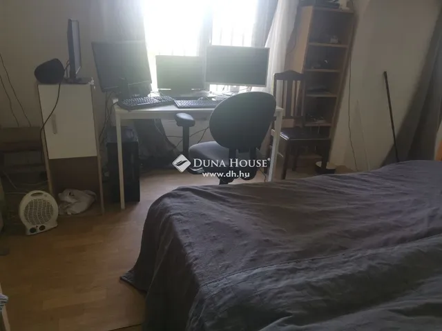 Eladó ház Nyugotszenterzsébet 40 nm