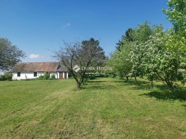 Eladó ház Nyugotszenterzsébet 40 nm