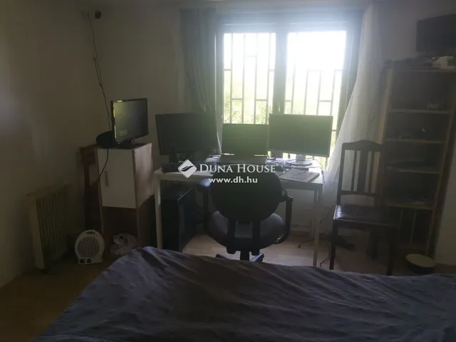 Eladó ház Nyugotszenterzsébet 40 nm