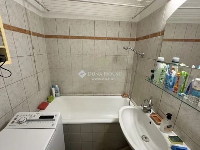 Eladó lakás Pécs, Kertváros 54 nm