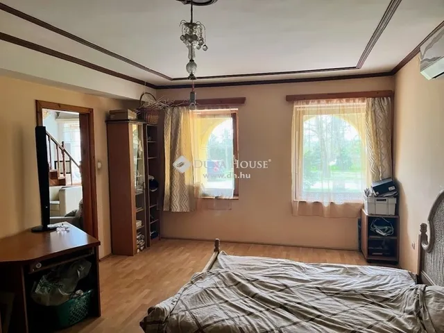 Eladó ház Pécs, Üszögpuszta 164 nm