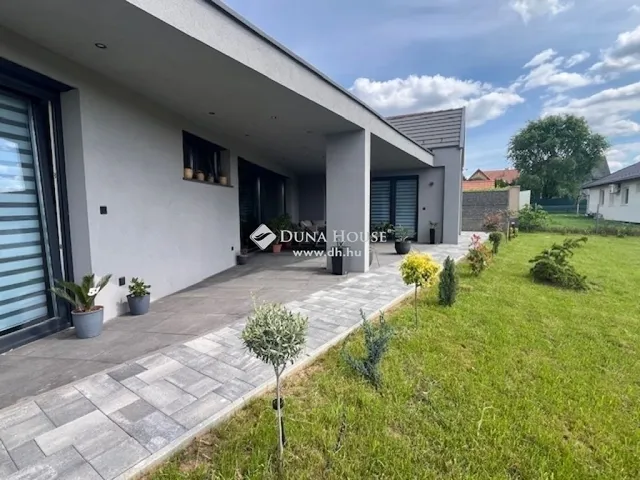 Eladó ház Pécs, Újhegy 142 nm