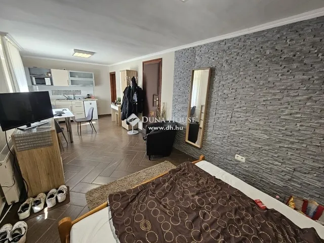 Eladó ház Hévíz 180 nm