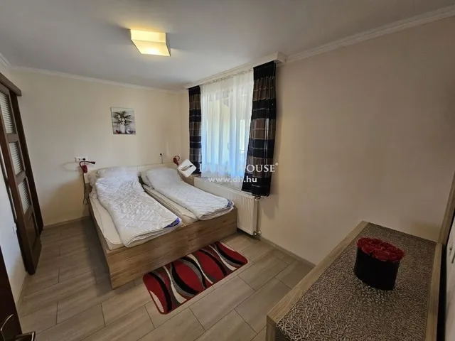 Eladó ház Hévíz 180 nm