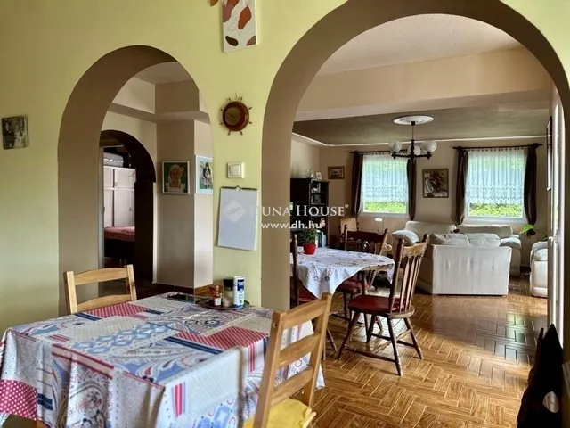 Eladó ház Abaliget 195 nm