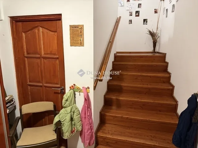 Eladó ház Kozármisleny 225 nm