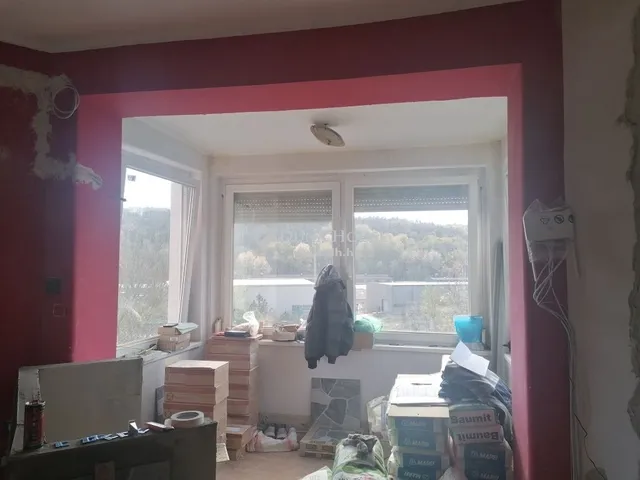 Eladó lakás Komló 53 nm