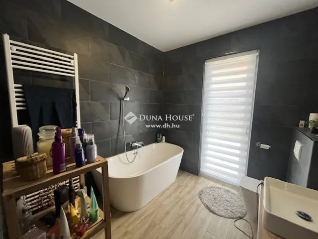 Eladó ház Pécs, Újhegy 142 nm