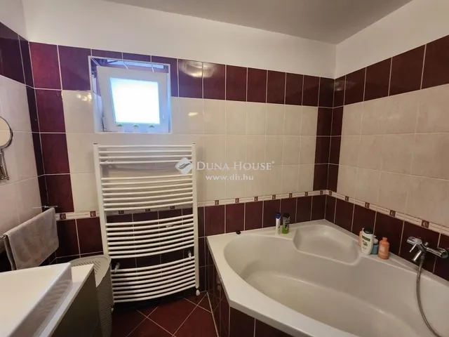 Eladó lakás Kozármisleny 57 nm