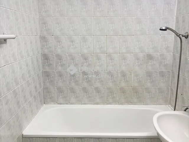 Eladó lakás Pécs, Kertváros 50 nm