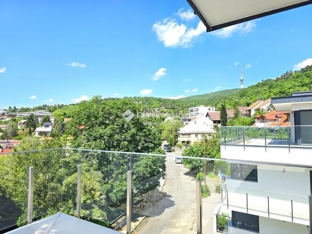 Eladó lakás Pécs, Mecsekoldal 106 nm