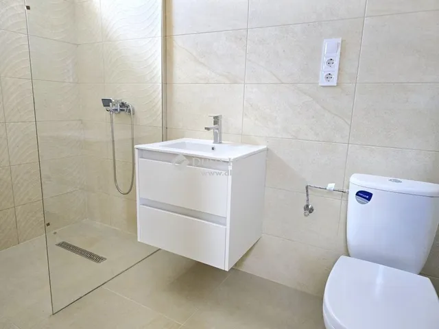 Eladó lakás Pécs, Mecsekoldal 116 nm
