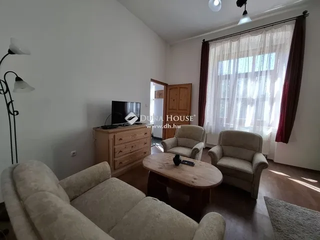 Eladó lakás Pécs 65 nm