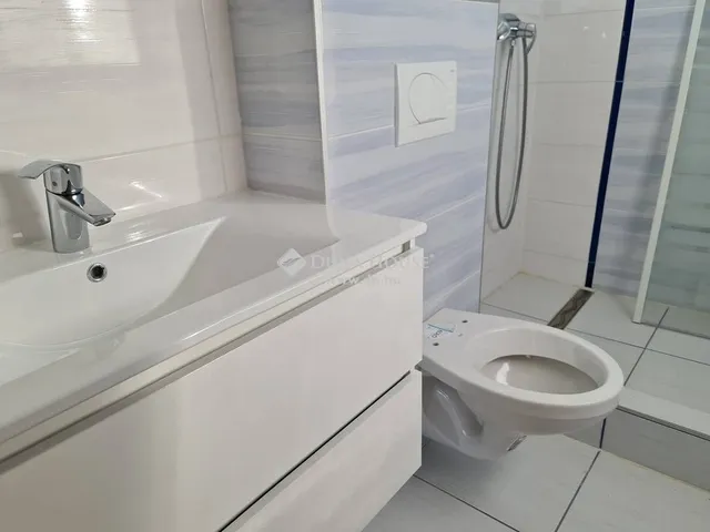 Eladó ház Pécs, Gyükés 92 nm