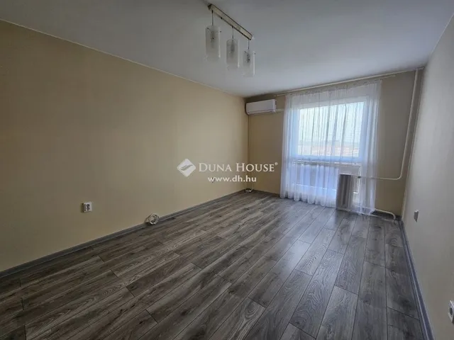 Kiadó lakás Pécs, Kertváros 39 nm