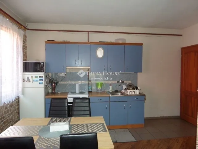 Eladó ház Pécs, Tettye 160 nm