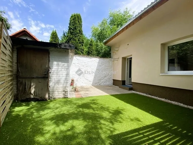 Eladó lakás Pécs, Ispitaalja 29 nm