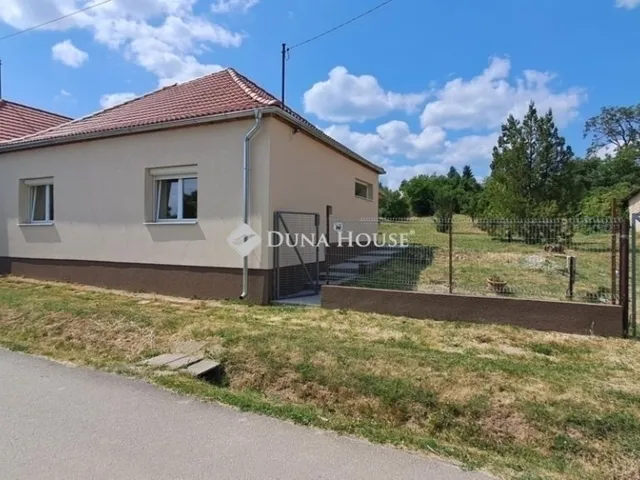 Eladó ház Bakonya 75 nm
