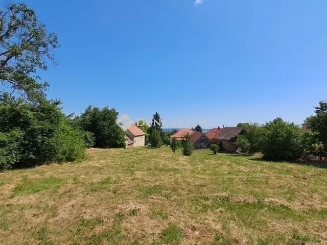 Eladó ház Bakonya 75 nm