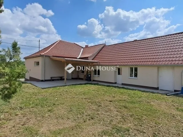 Eladó ház Bakonya 75 nm