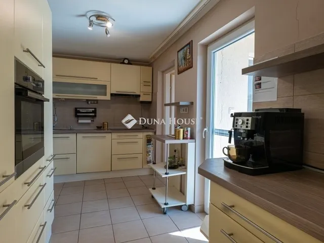 Eladó ház Pécs, Nagyárpád 386 nm