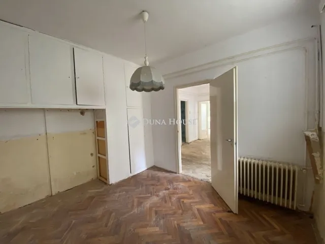 Eladó lakás Pécs, Belváros 75 nm